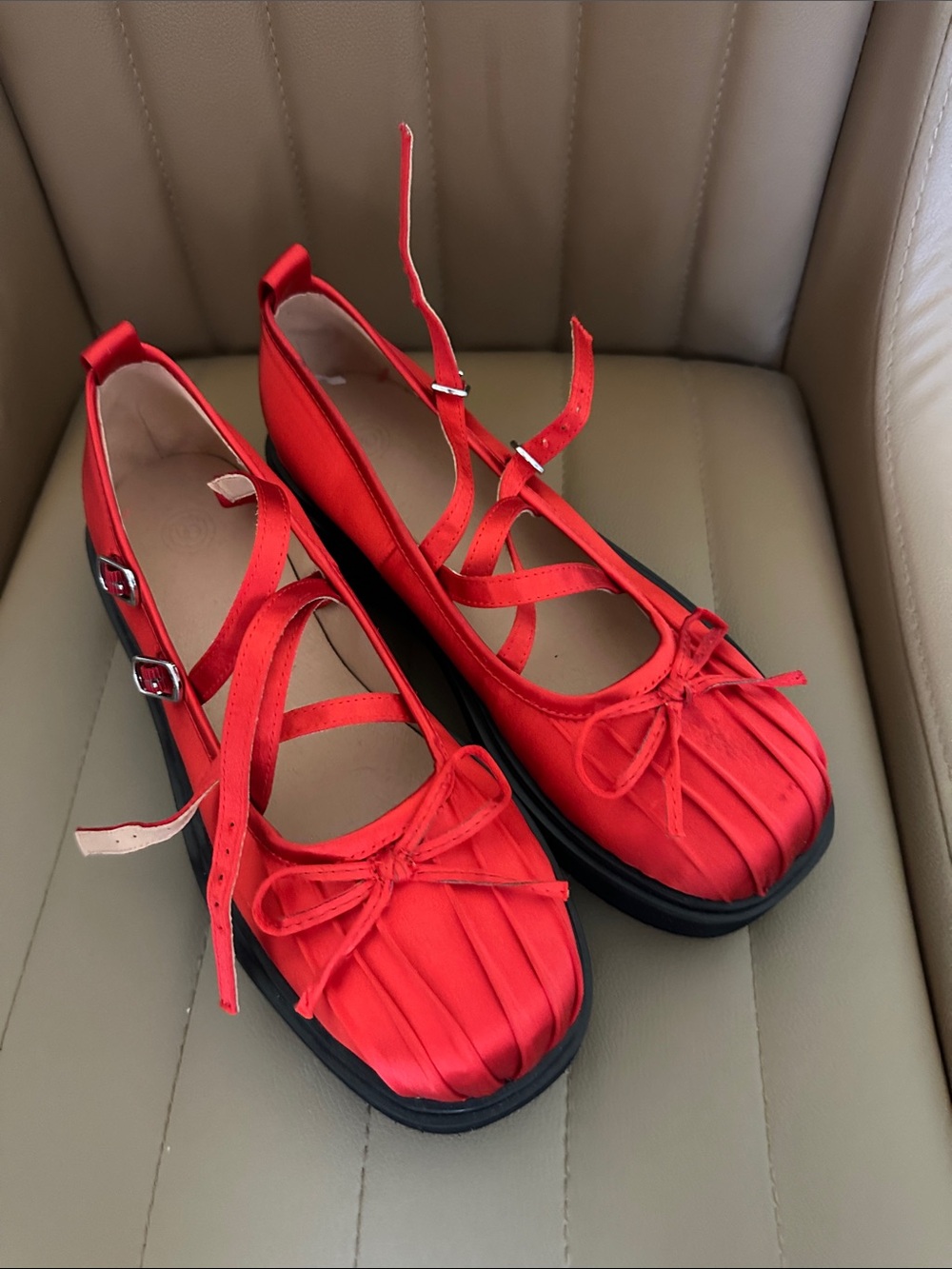 Urban Outfitters Red Platform Mary Janes - Perfect for Halloween Costumes!